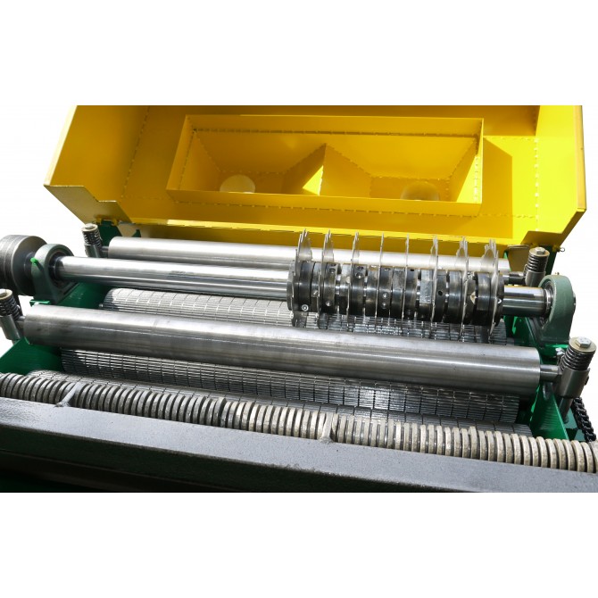 Кромкообрізний багатопильний верстат ЦМ-800-40